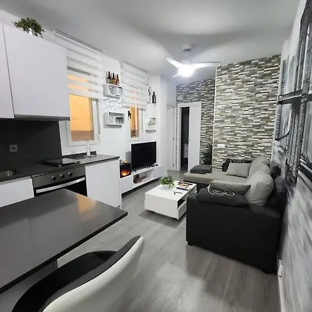 Embajadores, Apartamento Moderno Y Centrico Para 4 Madrid Exterior photo