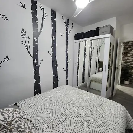 Embajadores, Apartamento Moderno Y Centrico Para 4 Madrid Exterior photo